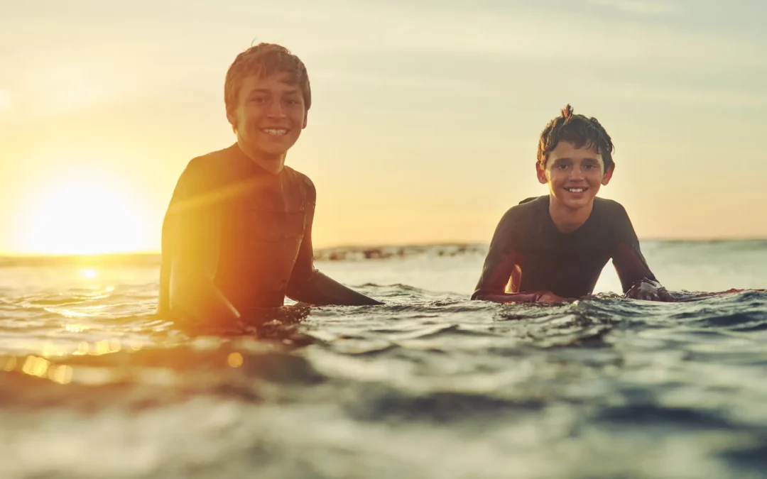 Séjours Ados en Aquitaine : Surf et Catamaran 🏄‍♂️⛵